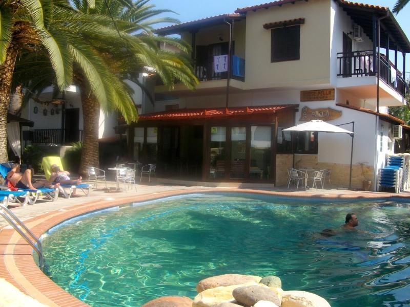 Pella House Hotel Pefkochori Luaran gambar